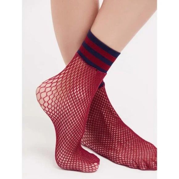 Free People Riot Sport Fishnet Anklet Sock‎ / Burgundy - Picture 1 of 1
